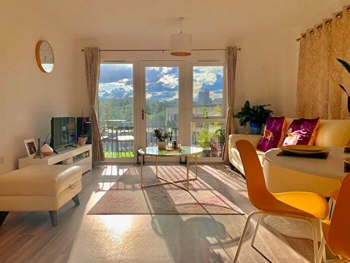 2 Bedroom Apartment To Rent In Hamilton Apartments Spring Street, Birmingham, B15