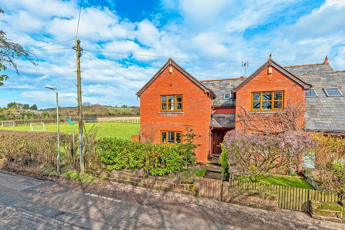 3 Bedroom Semi-Detached House For Sale In Helsby Road, Alvanley, Frodsham, WA6