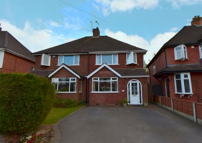 3 Bedroom Semi-Detached House To Rent In Moreton Road, Shirley, Solihull, West Midlands, B90