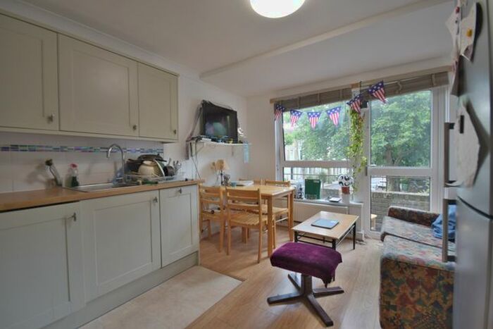 3 Bedroom Flat To Rent In St. John's Grove, London, N19