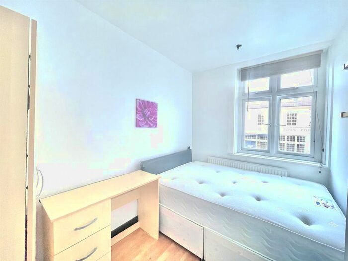 2 Bedroom Flat To Rent In Chalton Street, London, NW1