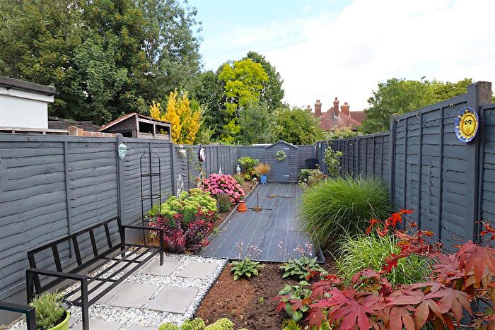 2 Bedroom Semi-Detached House For Sale In Milburn Road, Gillingham, ME7