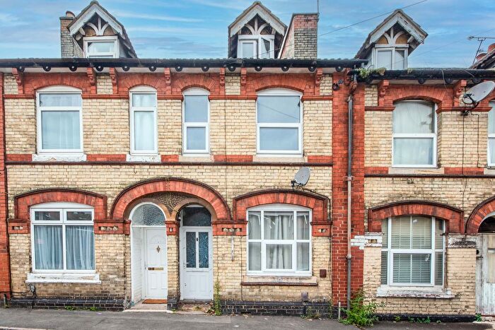 3 Bedroom Property To Rent In Oakley Street, Kettering, NN16