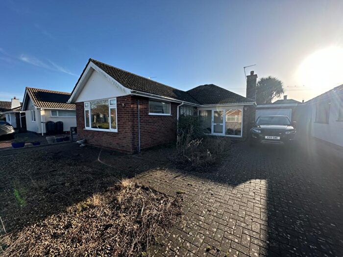 2 Bedroom Bungalow To Rent In Marine Close, Gorleston, Great Yarmouth, NR31