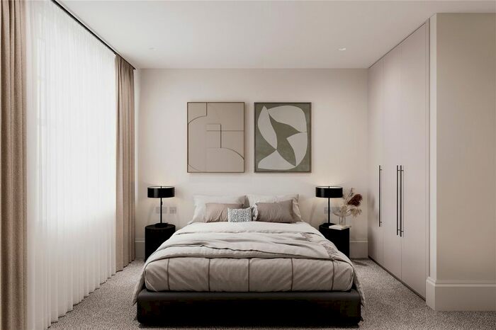 3 Bedroom Flat For Sale In Riverside Gardens, Jubilee Gardens, Weybridge, KT13