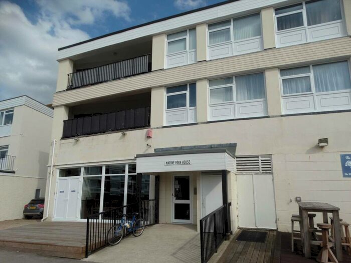 1 Bedroom Flat To Rent In Marine Park House, Nyewood Lane, PO21