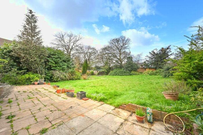 4 Bedroom Property To Rent In Burghley Avenue, New Malden, KT3