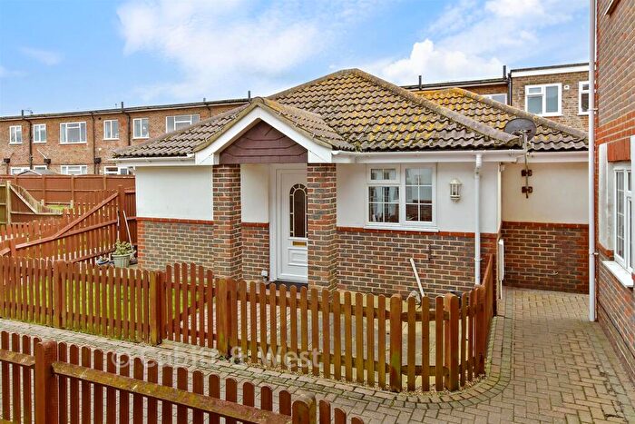 2 Bedroom Detached Bungalow For Sale In South Coast Road, Telscombe Cliffs, East Sussex, BN10