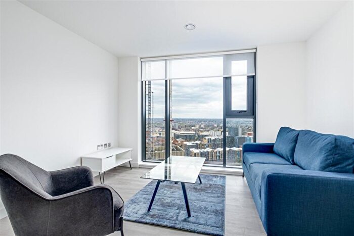 1 Bedroom Apartment For Sale In The Bank Ii, B16