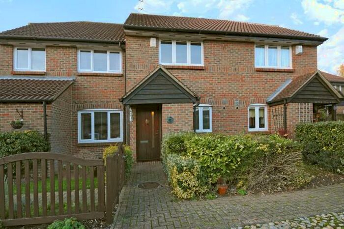 2 Bedroom Terraced House To Rent In Pheasant Walk, Oxford, OX4