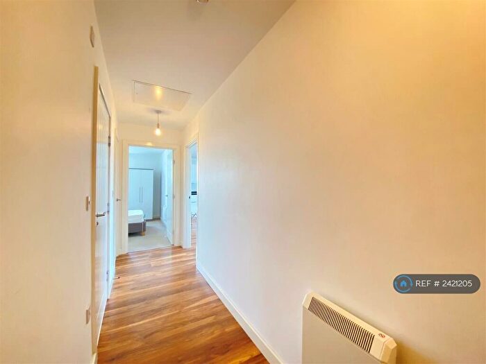 1 Bedroom Flat To Rent In Skerton Road, Manchester, M16