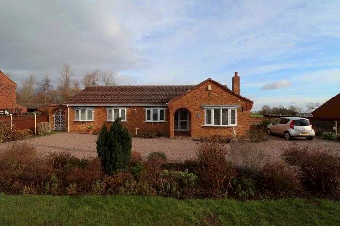 3 Bedroom Bungalow For Sale In Six House Bank West Pinchbeck, PE11