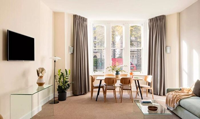2 Bedroom House To Rent In Cathedral Road, Cardiff, CF11