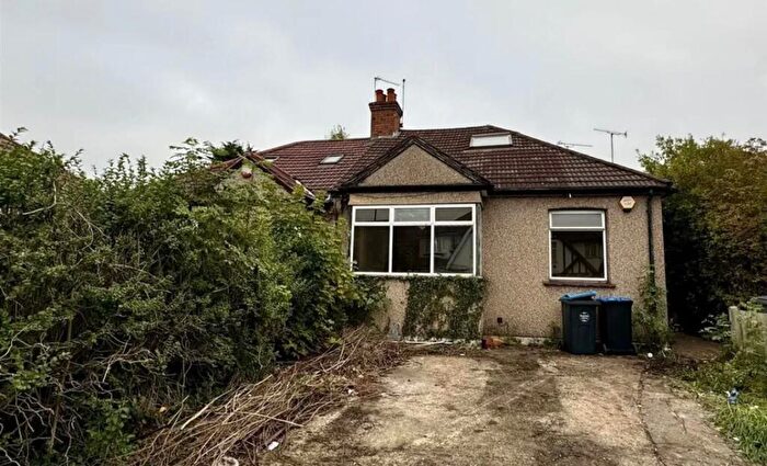 3 Bedroom Semi-Detached House For Sale In Wembley Hill Road, Wembley, E, HA9
