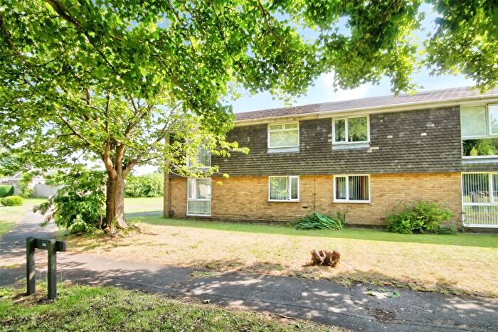 2 Bedroom Flat For Sale In Lincoln Walk, Great Lumley, Chester Le Street, DH3