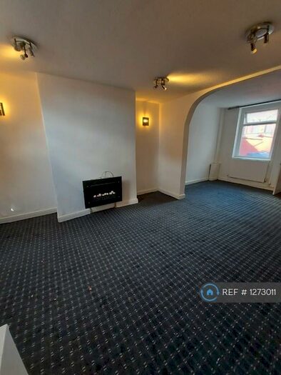 2 Bedroom Terraced House To Rent In Esther Street, Oldham, OL4