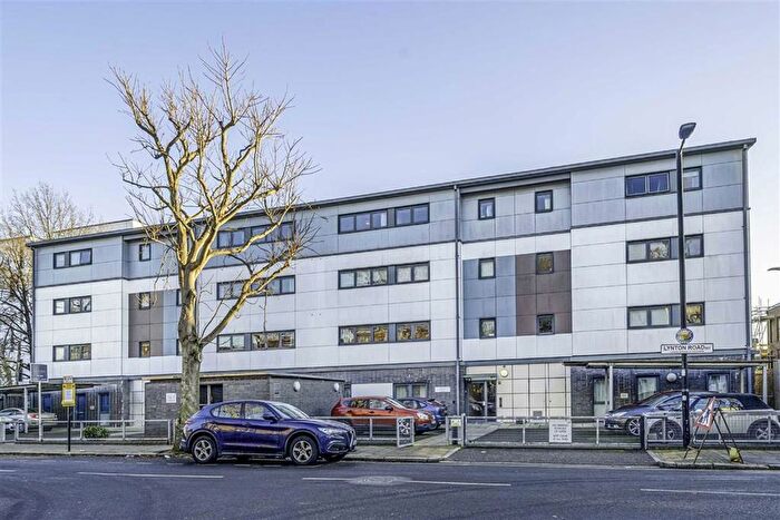 1 Bedroom Flat To Rent In Lynton Road, London, SE1