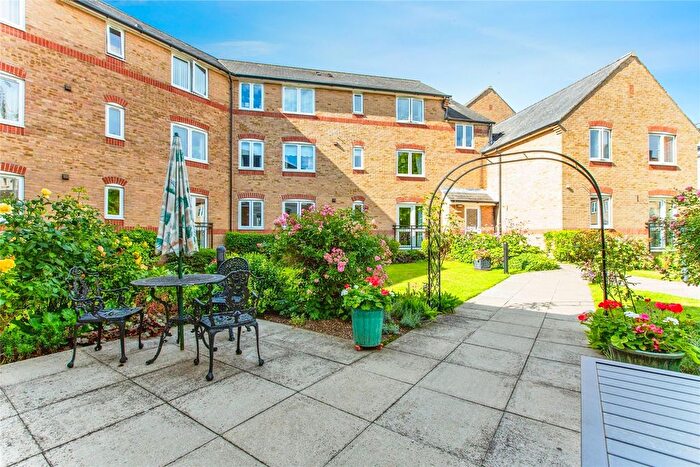 1 Bedroom Flat For Sale In Waterside Court (St Neots), St Neots, PE19