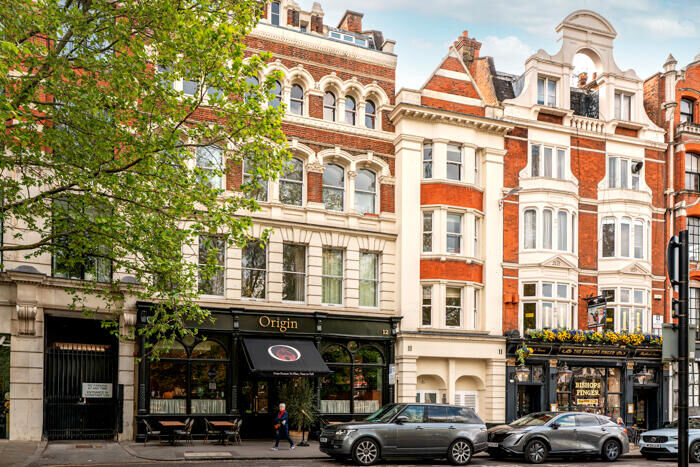 1 Bedroom Apartment For Sale In West Smithfield, London, EC1A