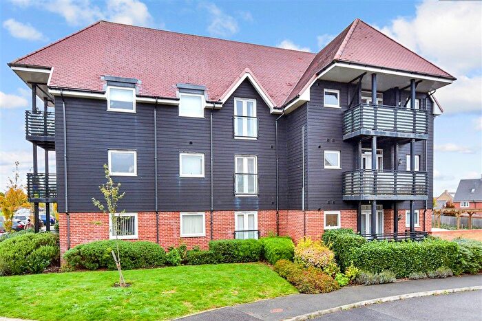 2 Bedroom Flat For Sale In Finn Farm Road, Ashford, Kent, TN25