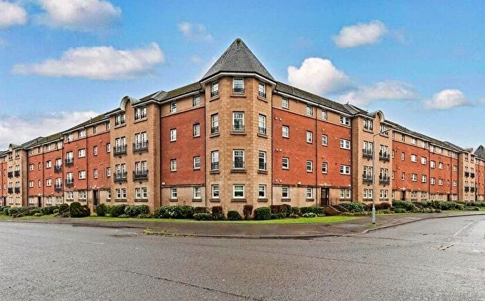2 Bedroom Flat To Rent In Macdougall Street, Pollokshaws, Glasgow, G43
