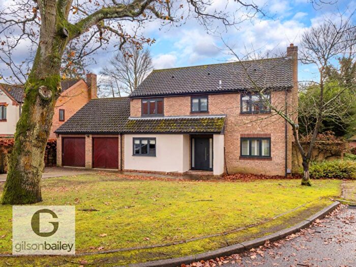 4 Bedroom Detached House For Sale In Mallard Close, Brundall, NR13