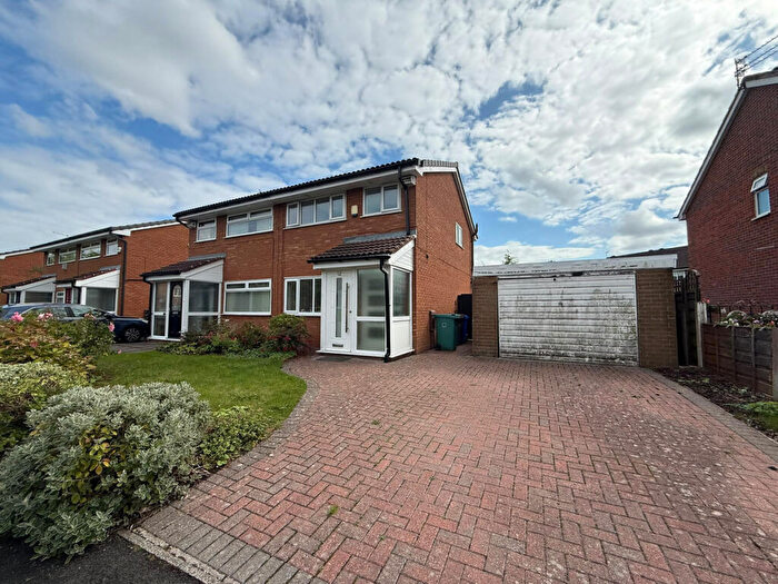 3 Bedroom Semi-Detached House To Rent In Lavister Avenue, Manchester, M19