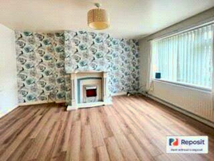 3 Bedroom Semi-Detached House To Rent In South Avenue, Manchester, M27