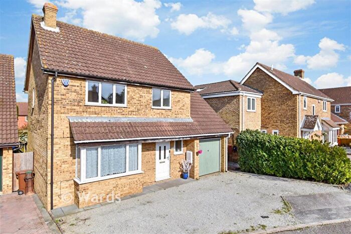 4 Bedroom Detached House For Sale In Holder Close, Lordswood, Chatham, Kent, ME5