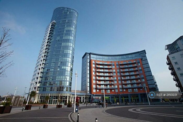 1 Bedroom Flat To Rent In The Crescent Building, Portsmouth, PO1