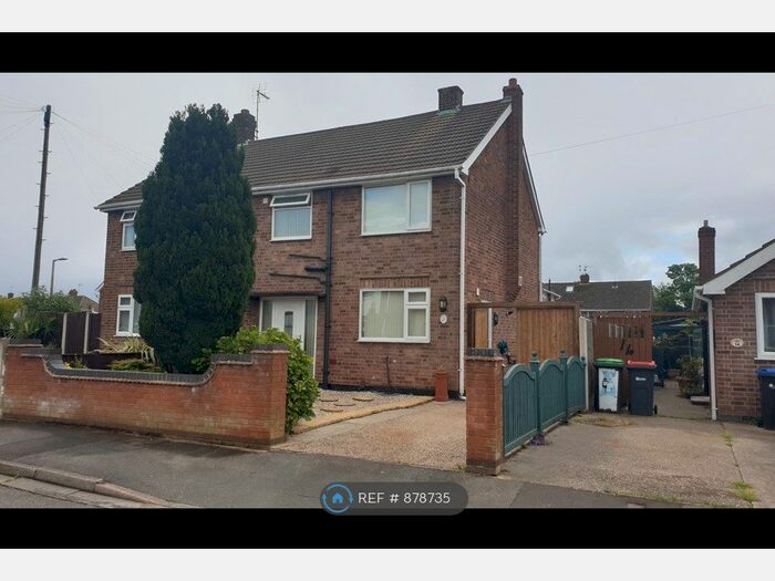 3 Bedroom Semi-Detached House To Rent In Avon Avenue, Hucknall, Nottingham NG15