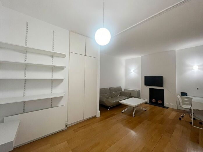 Studio To Rent In Wilbraham Place, Belgravia, London, SW1X
