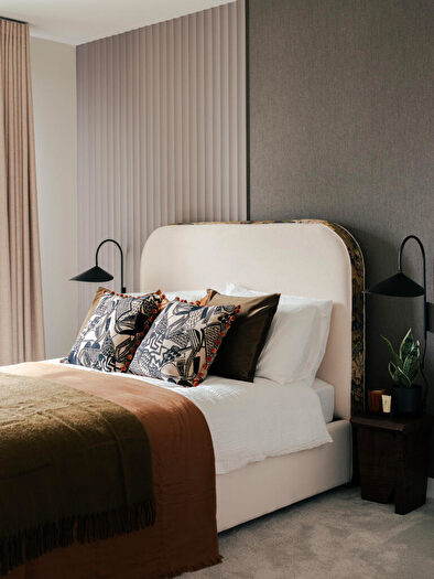 2 Bedroom Apartment For Sale In Woodberry Down Sales & Marketing Suite Riverside Apartments, Woodberry Grove, Finsbury Park, London, N4