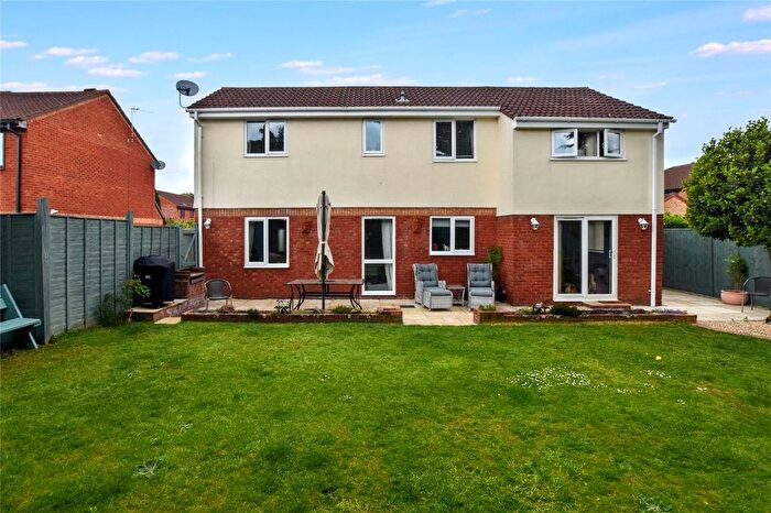 3 Bedroom Semi-Detached House For Sale In Redlake Drive, Taunton, Somerset, TA1