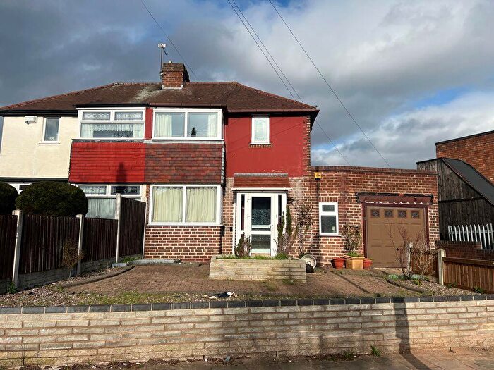 2 Bedroom Semi Detached House For Sale In Dyas Road, Great Barr, Birmingham, B44