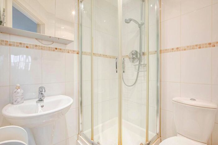 3 Bedroom Terraced House For Sale In Fullers Hill, Chesham, Buckinghamshire, HP5