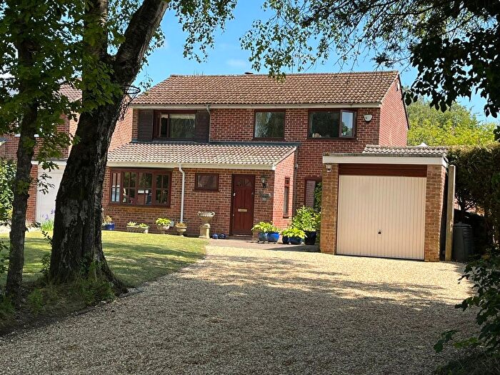4 Bedroom Detached House For Sale In Penwood, Highclere, Newbury, RG20