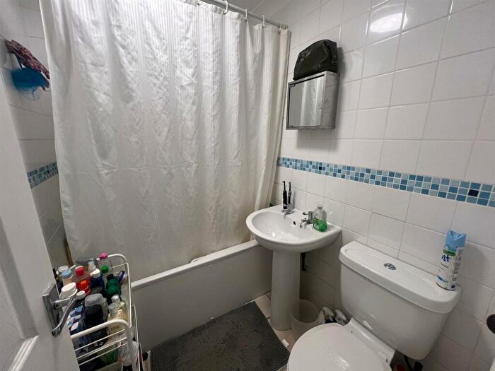 1 Bedroom Flat To Rent In Forth Close, Fareham, PO14