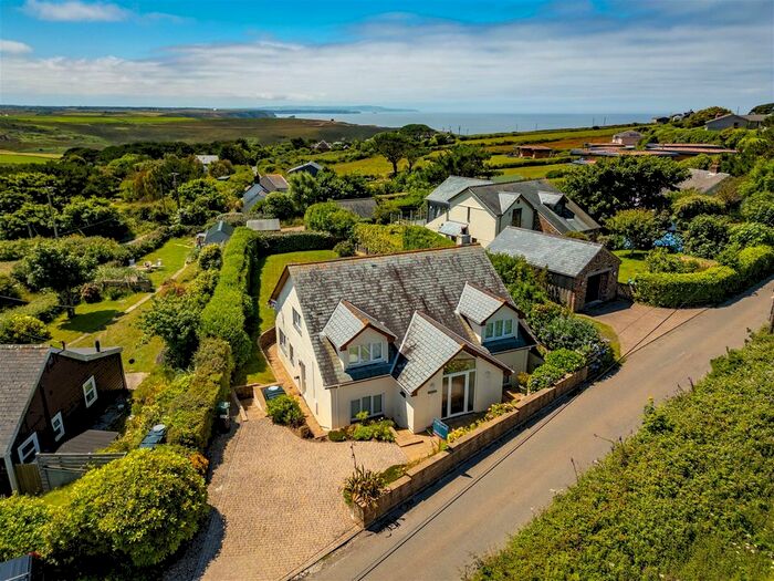 4 Bedroom Detached House For Sale In Beacon Drive, St. Agnes, TR5
