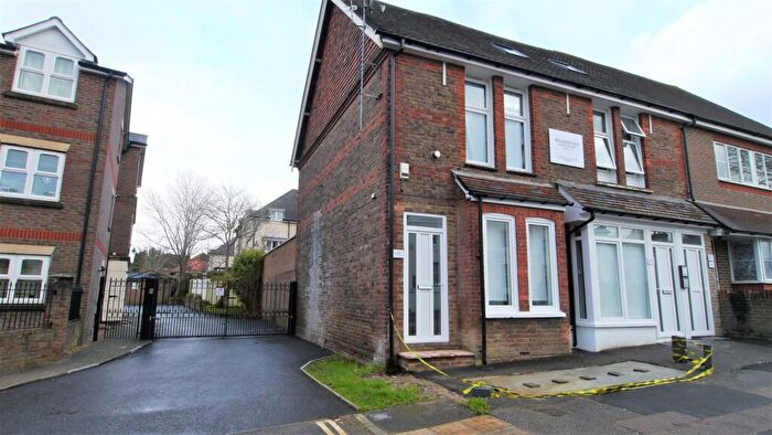 1 Bedroom Flat To Rent In Brighton Road, Horsham, RH13