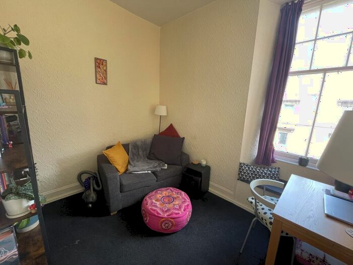 1 Bedroom Flat For Sale In Flat /, Newlands Road, Glasgow, G44