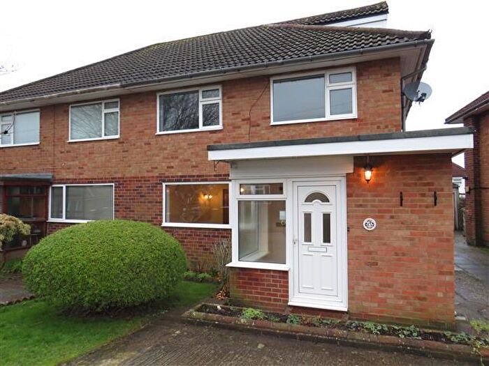 4 Bedroom House To Rent In Milton Road, Crawley, RH10