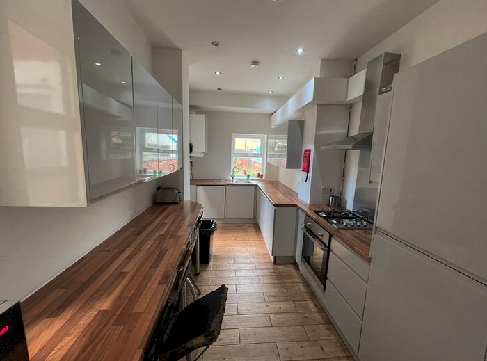 4 Bedroom Terraced House To Rent In Bolingbroke Road, Coventry, West Midlands, CV3