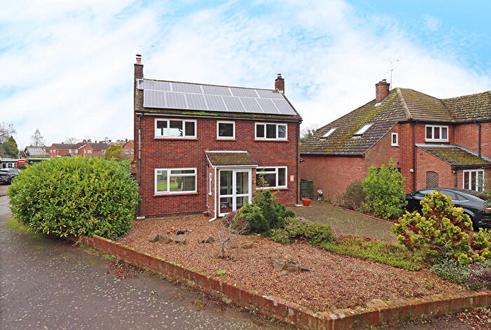 3 Bedroom Detached House For Sale In Stourdale Close, Lawford, CO11