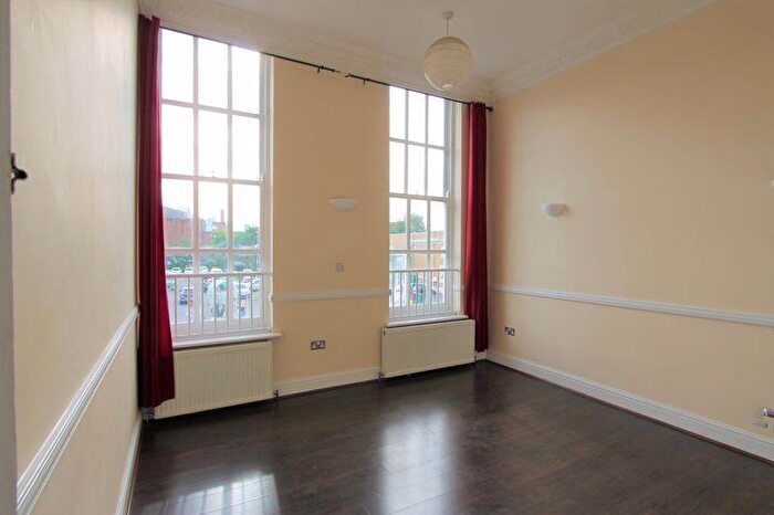 2 Bedroom Flat To Rent In Charrington House, Cephas Avenue, London, E1