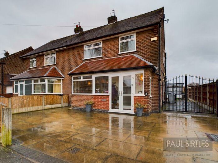 3 Bedroom SemiDetached House For Sale In Marlborough Road, Flixton