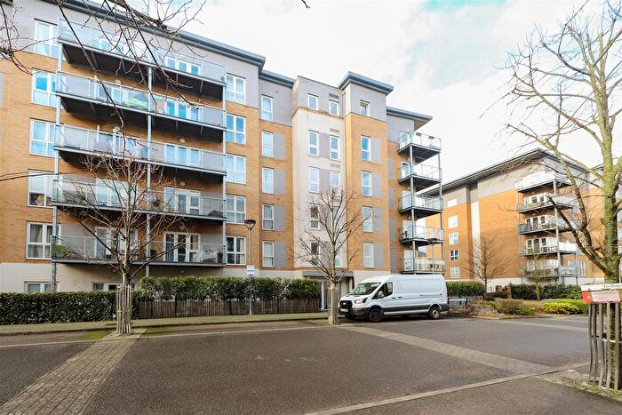 2 Bedroom Flat For Sale In Chelsea Lodge, West Drayton, UB7