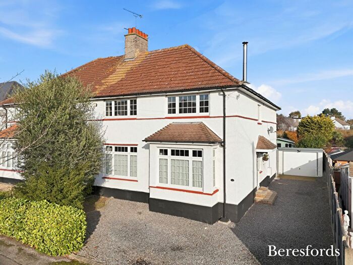 4 Bedroom Semi Detached House For Sale In Repton Avenue, Gidea Park, RM2