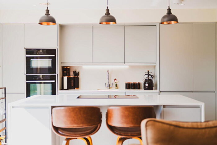 5 Bedroom Detached House For Sale In Woodlark Gardens, Chichester, West Sussex, PO18