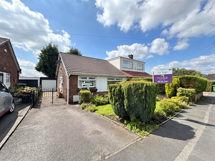 2 Bedroom Semi-Detached Bungalow For Sale In Bodmin Close, Heyside, Royton, OL2